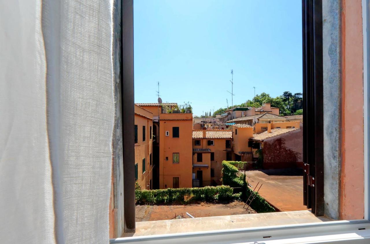 Appartamento Garibaldi 3 Roma